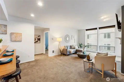 3221 SW Avalon Way Seattle WA 98126