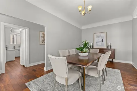 307 W Highland Drive Seattle WA 98119