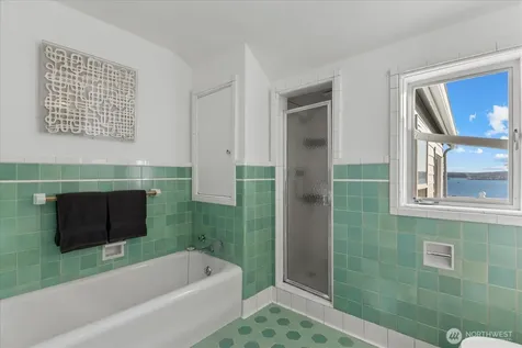 307 W Highland Drive Seattle WA 98119