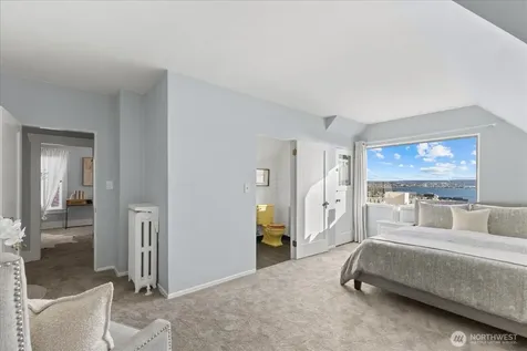 307 W Highland Drive Seattle WA 98119