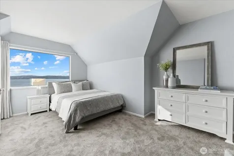 307 W Highland Drive Seattle WA 98119