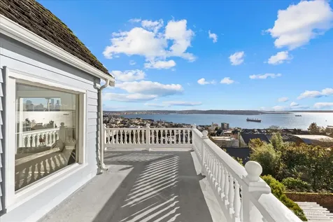 307 W Highland Drive Seattle WA 98119