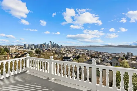 307 W Highland Drive Seattle WA 98119