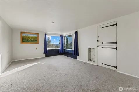 307 W Highland Drive Seattle WA 98119