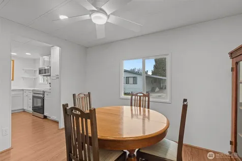 11436 SE 208th Street Kent WA 98031