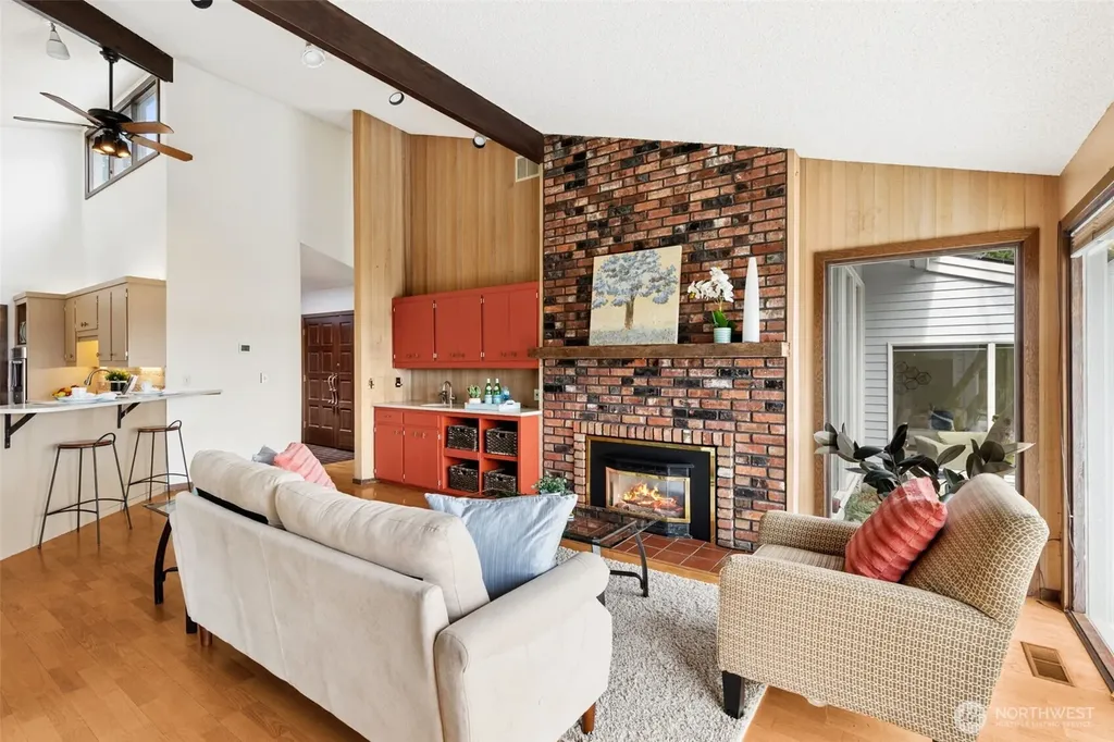 2121 Beverly Beach Drive NW Olympia WA 98502