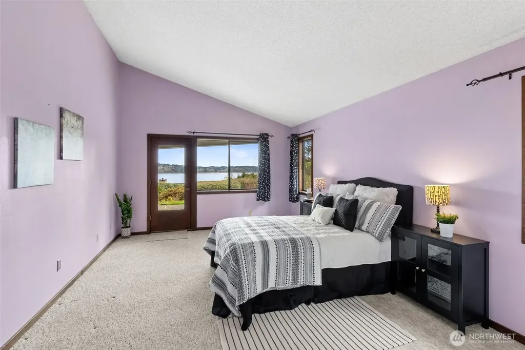 2121 Beverly Beach Drive NW Olympia WA 98502