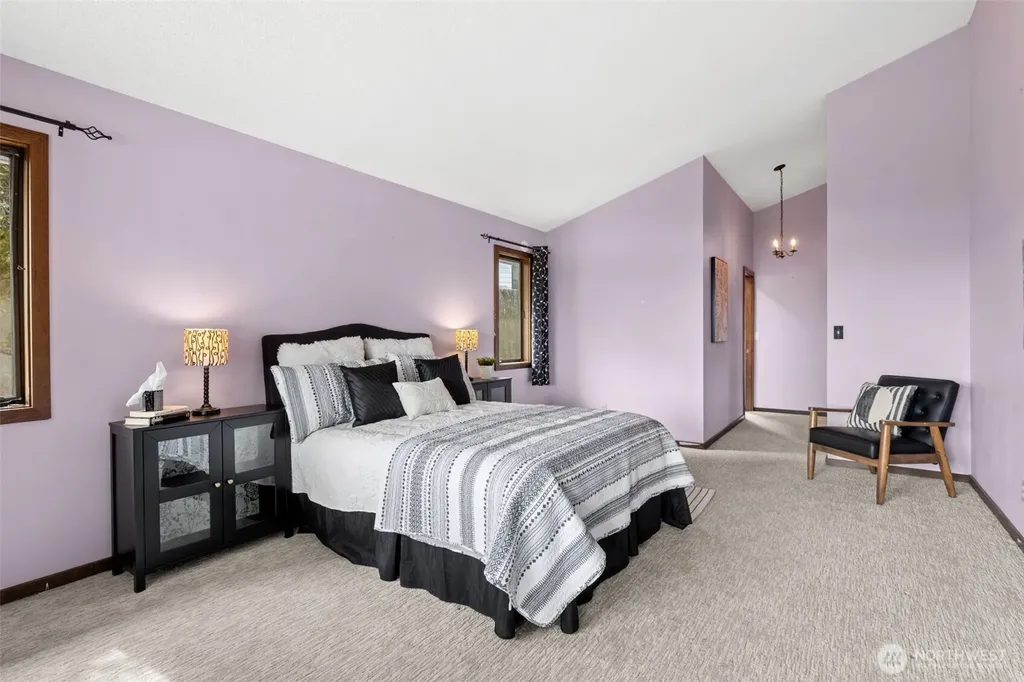 2121 Beverly Beach Drive NW Olympia WA 98502