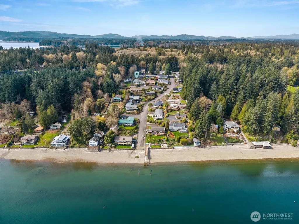 2121 Beverly Beach Drive NW Olympia WA 98502