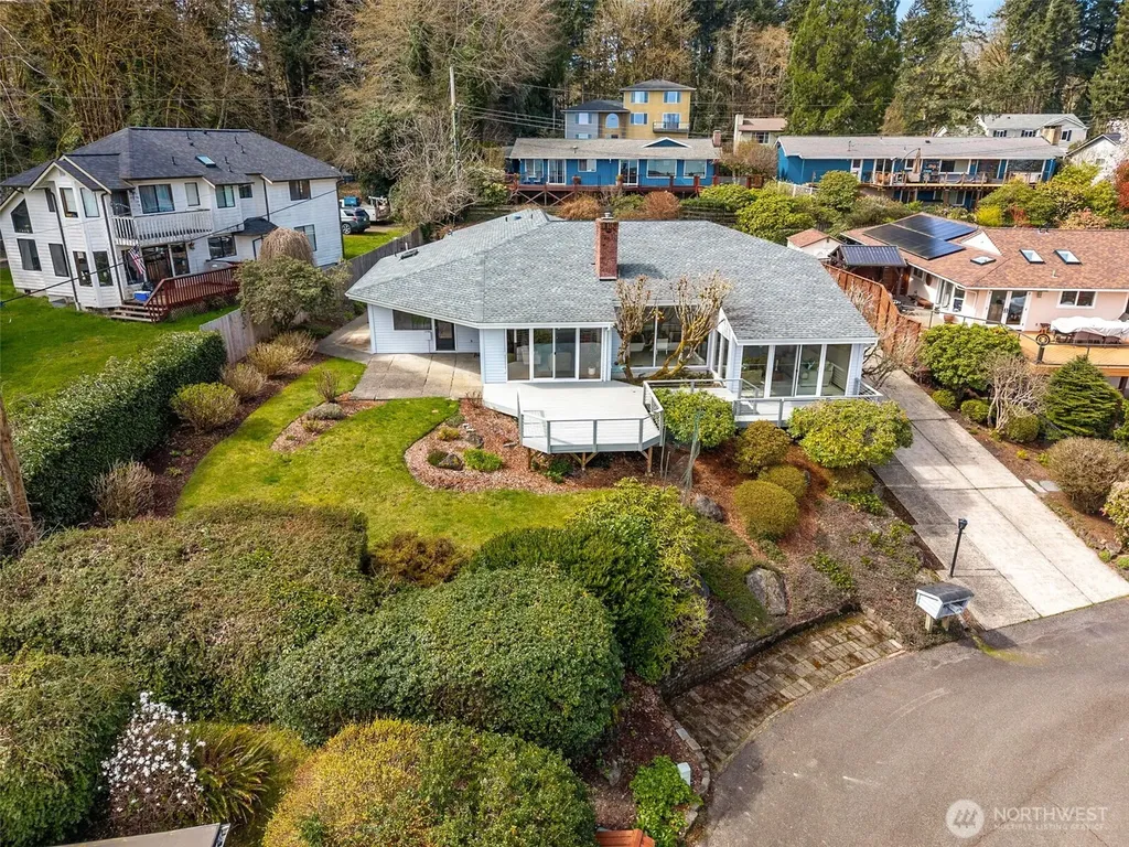 2121 Beverly Beach Drive NW Olympia WA 98502