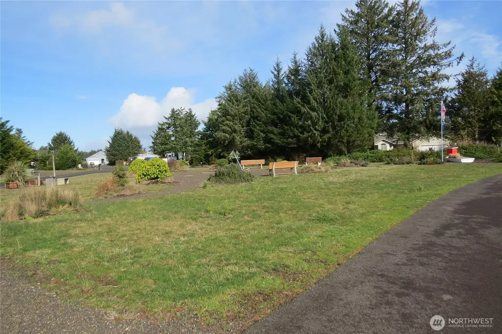 326 Wildwood Avenue SE Ocean Shores WA 98569