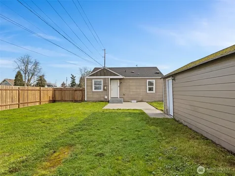6802 S Oakes Street Tacoma WA 98409