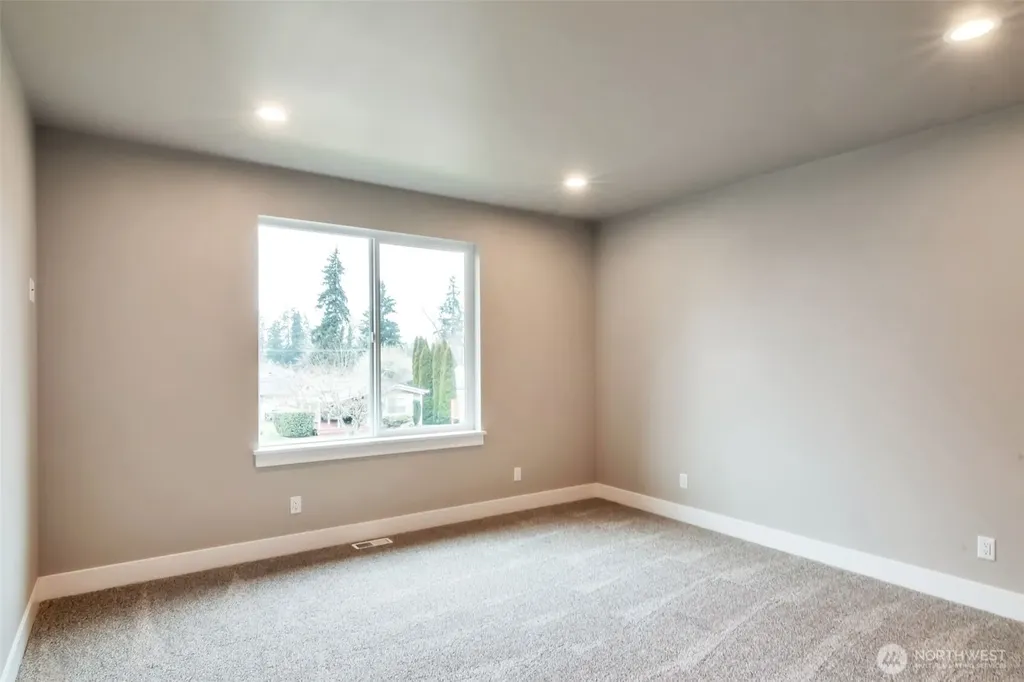 4940 Johnson Street NW Bremerton WA 98311