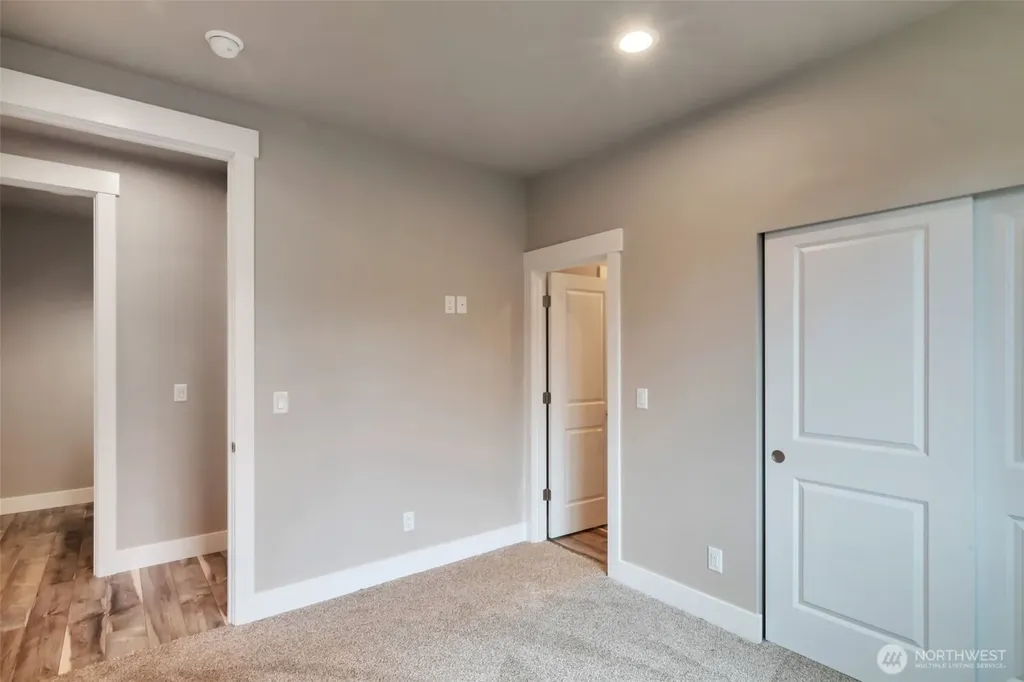 4940 Johnson Street NW Bremerton WA 98311