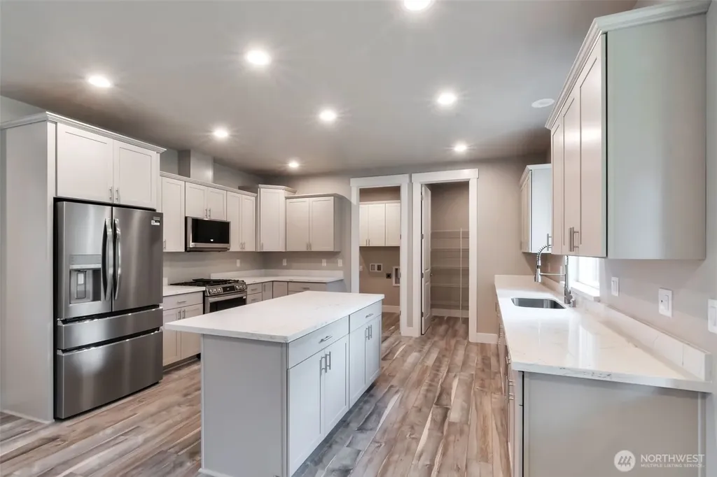 4940 Johnson Street NW Bremerton WA 98311