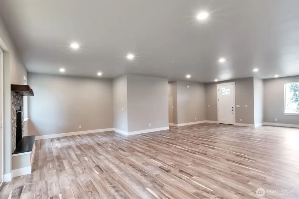 4940 Johnson Street NW Bremerton WA 98311