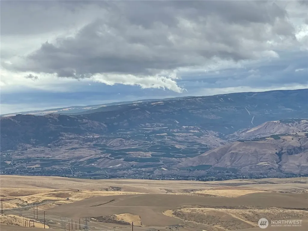 2025 Cougar Ridge Road East Wenatchee WA 98802