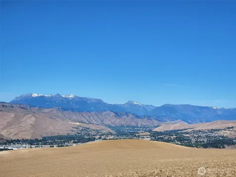 2025 Cougar Ridge Road East Wenatchee WA 98802