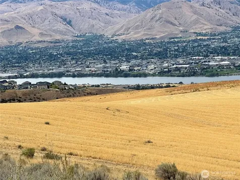 2025 Cougar Ridge Road East Wenatchee WA 98802