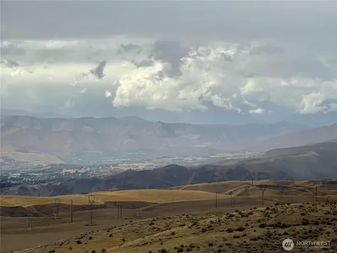 2025 Cougar Ridge Road East Wenatchee WA 98802