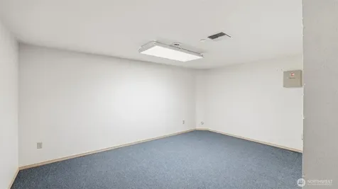 18432 W Lake Desire Drive SE Renton WA 98058