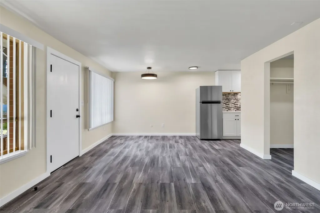 748 S Cloverdale Street Seattle WA 98108