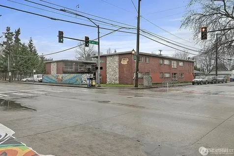 748 S Cloverdale Street Seattle WA 98108