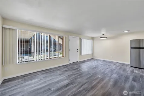 748 S Cloverdale Street Seattle WA 98108