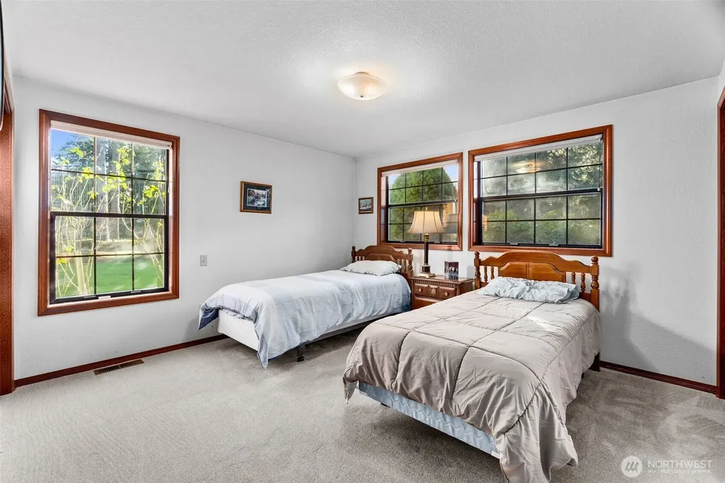 7842 Diagonal Road SE Olympia WA 98501