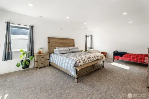 1038 Crest Loop Entiat WA 98822