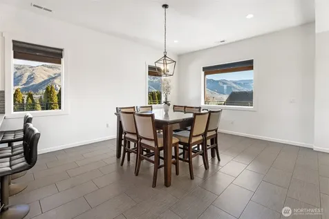 1038 Crest Loop Entiat WA 98822