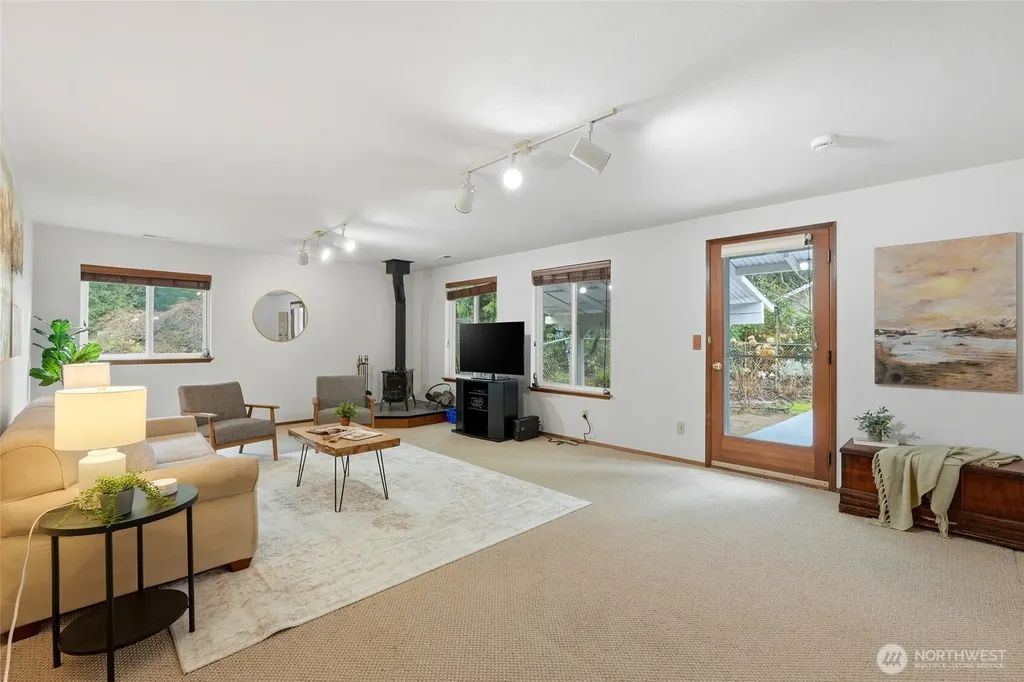 16008 Mink Road NE Woodinville WA 98077