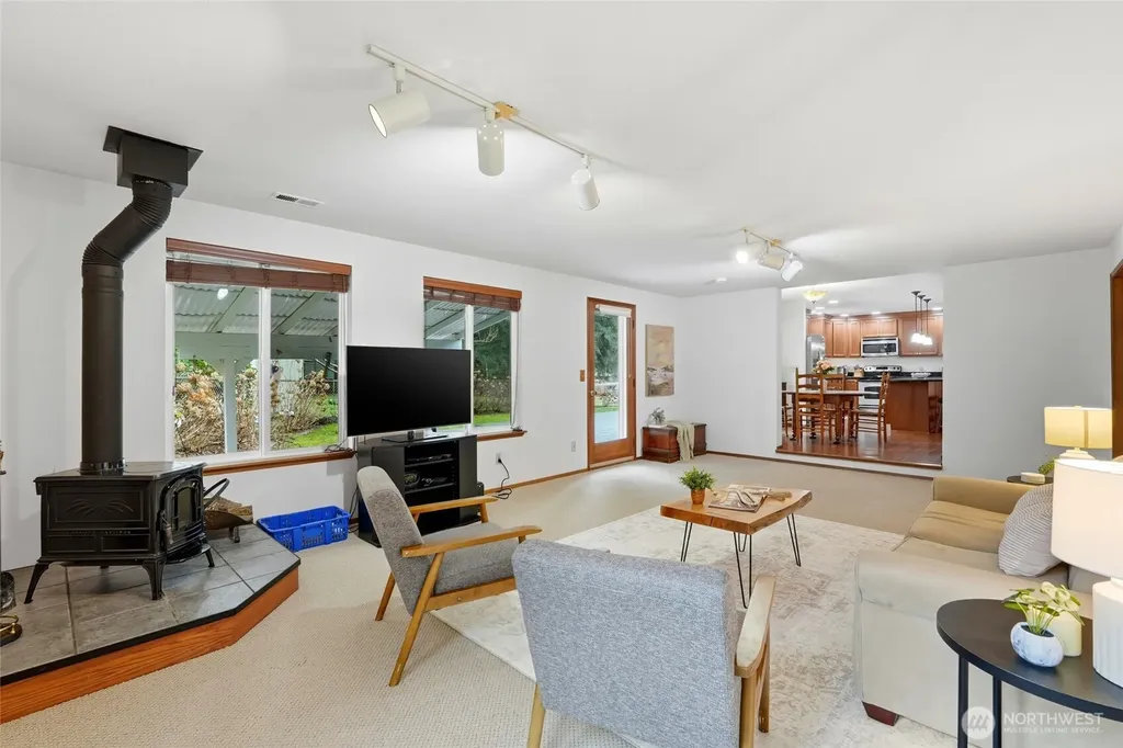 16008 Mink Road NE Woodinville WA 98077