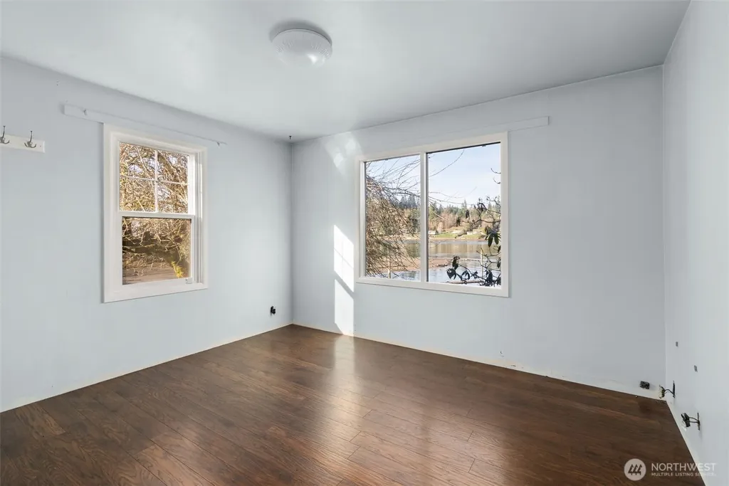 370 SE Whitecap Alley Shelton WA 98584