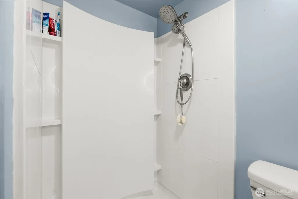 370 SE Whitecap Alley Shelton WA 98584