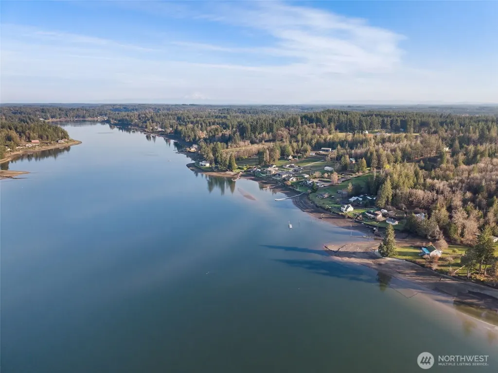 370 SE Whitecap Alley Shelton WA 98584