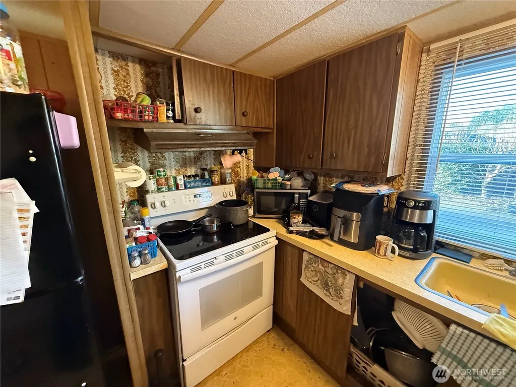 8504 37th Street Ct E Puyallup WA 98371