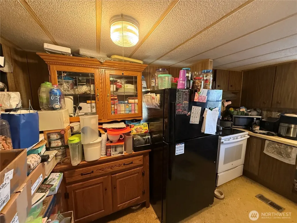 8504 37th Street Ct E Puyallup WA 98371