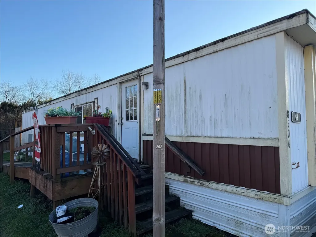 8504 37th Street Ct E Puyallup WA 98371