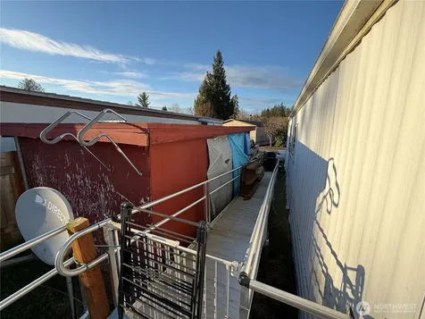 8504 37th Street Ct E Puyallup WA 98371