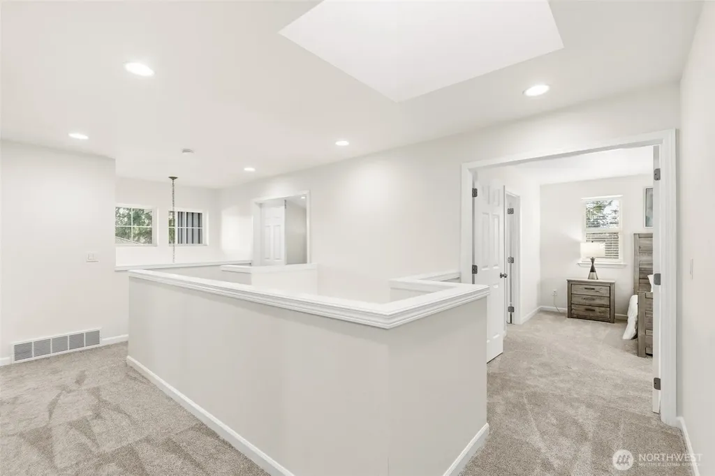 2017 NE 24th Place Renton WA 98056