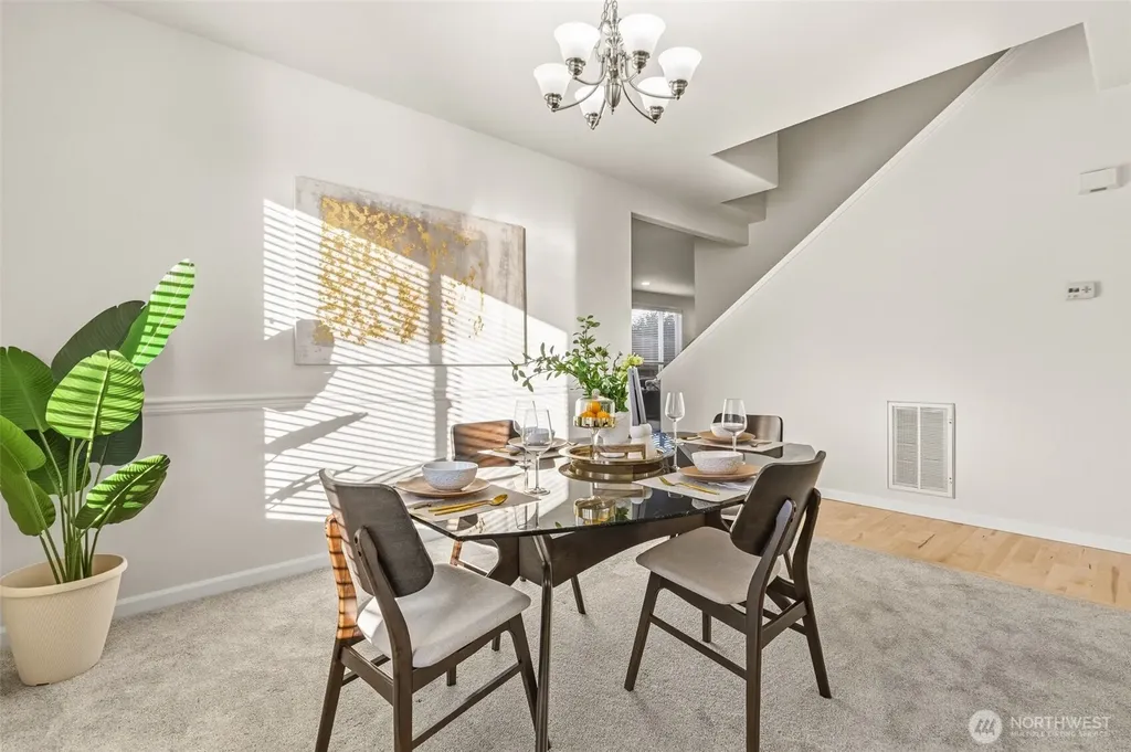 2017 NE 24th Place Renton WA 98056