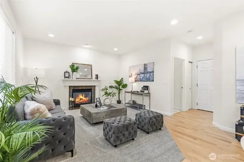 2017 NE 24th Place Renton WA 98056