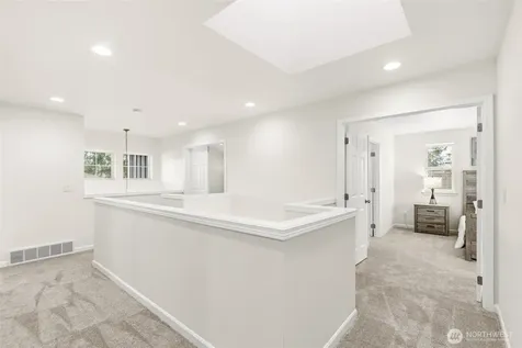 2017 NE 24th Place Renton WA 98056
