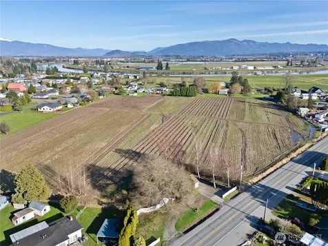 16779 State Route 536 Mount Vernon WA 98273