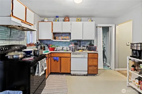 12206 1st Avenue S Seattle WA 98168