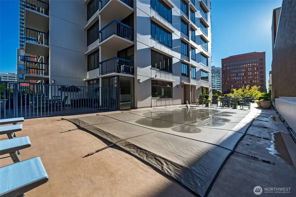 2100 3rd Avenue Seattle WA 98121