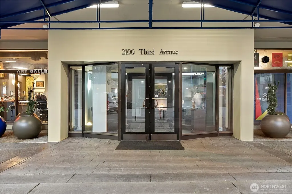 2100 3rd Avenue Seattle WA 98121