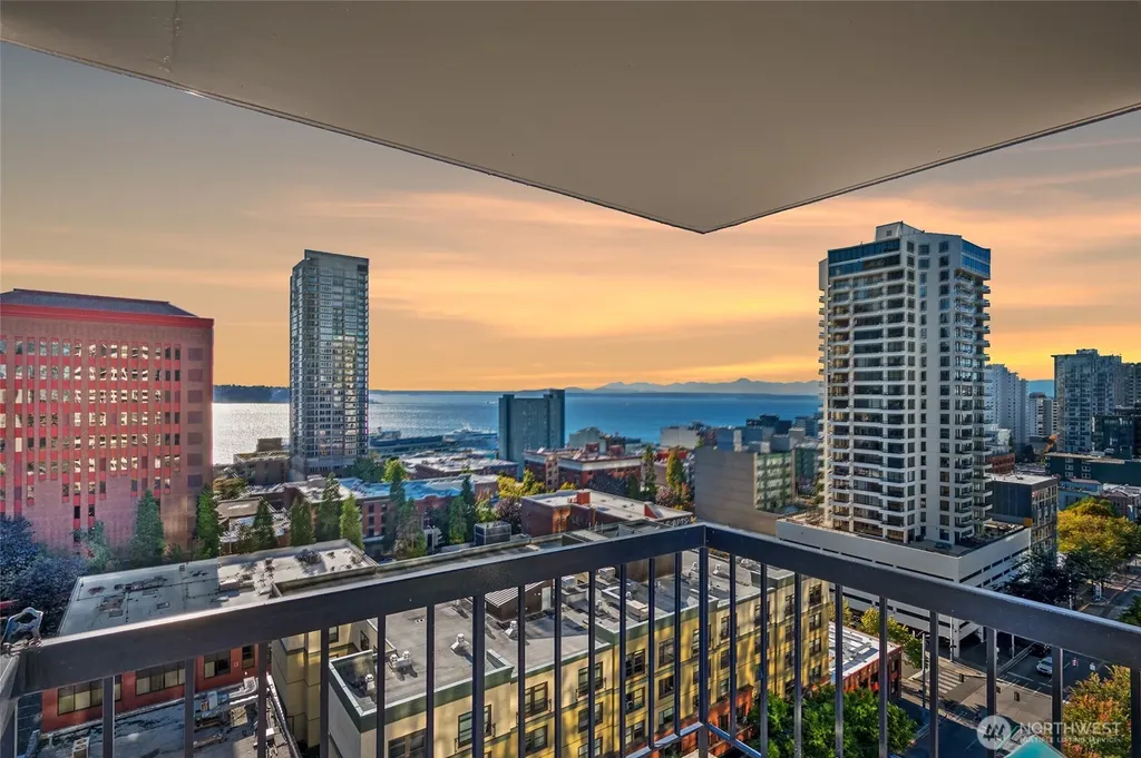 2100 3rd Avenue Seattle WA 98121