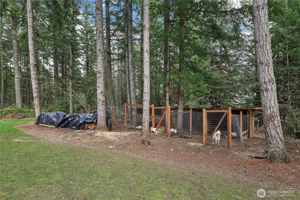 7217 SE Scomanov Lane Olalla WA 98359